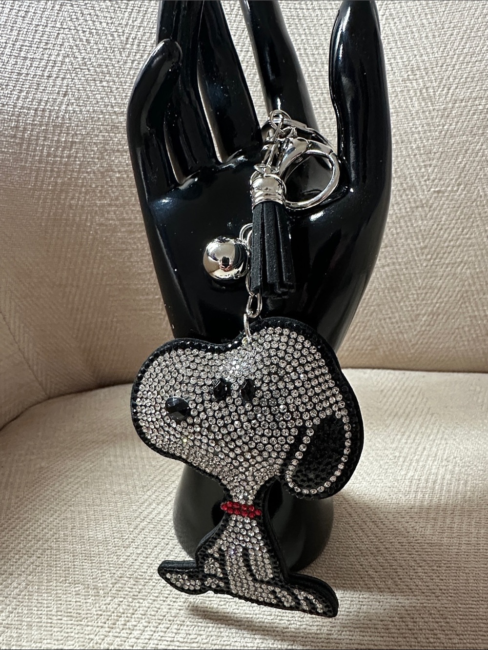 Crystal Rhinestone Snoopy Dog Keychain Charm - Black & Silver with Red Collar